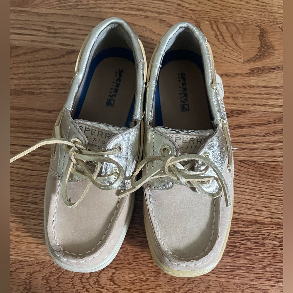 Girls Sperry Topsiders, size 1